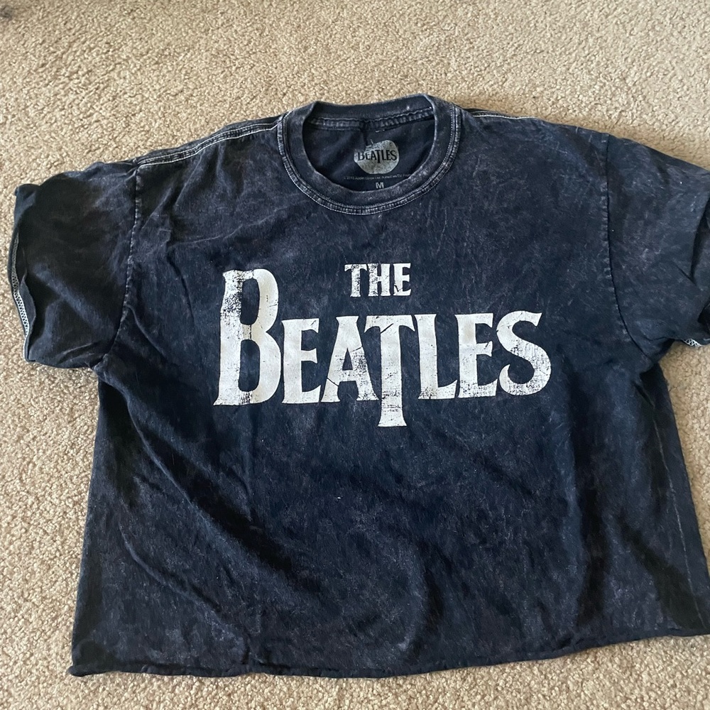 medium band crop tee